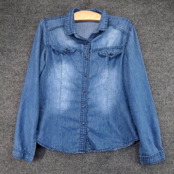 I Joah Denim Button Up Womens Medium Long Sleeve Blue Faux Pocket Polyester - Picture 2 of 12